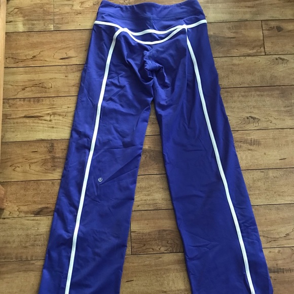 đź‘–Lululemon Yoga Pants đź‘– - Picture 2 of 5